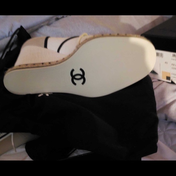 Casual wedge by Chanel - Picture 3 of 3
